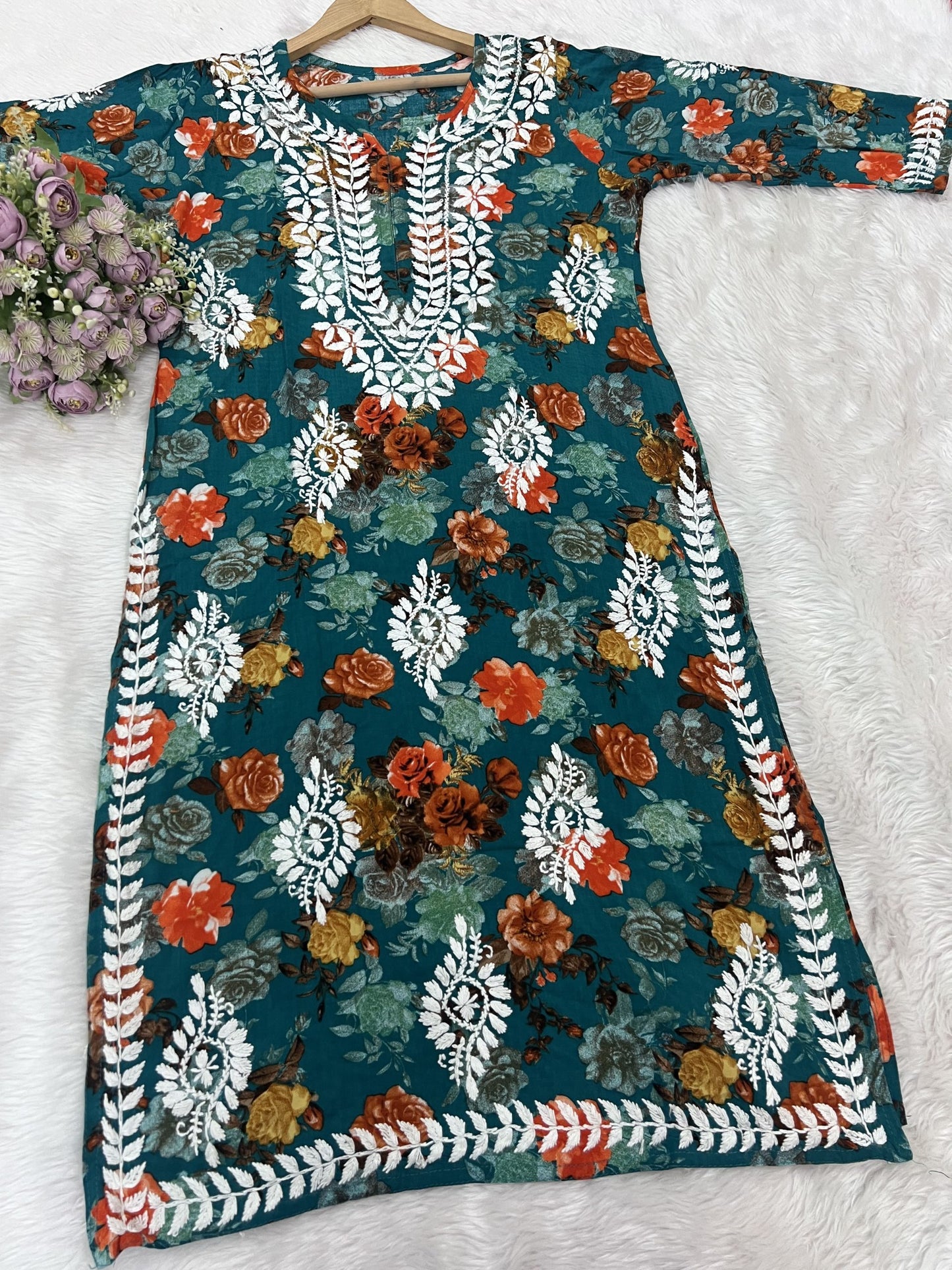 Hand Embroidered Lucknowi Chikankari Floral Kurti