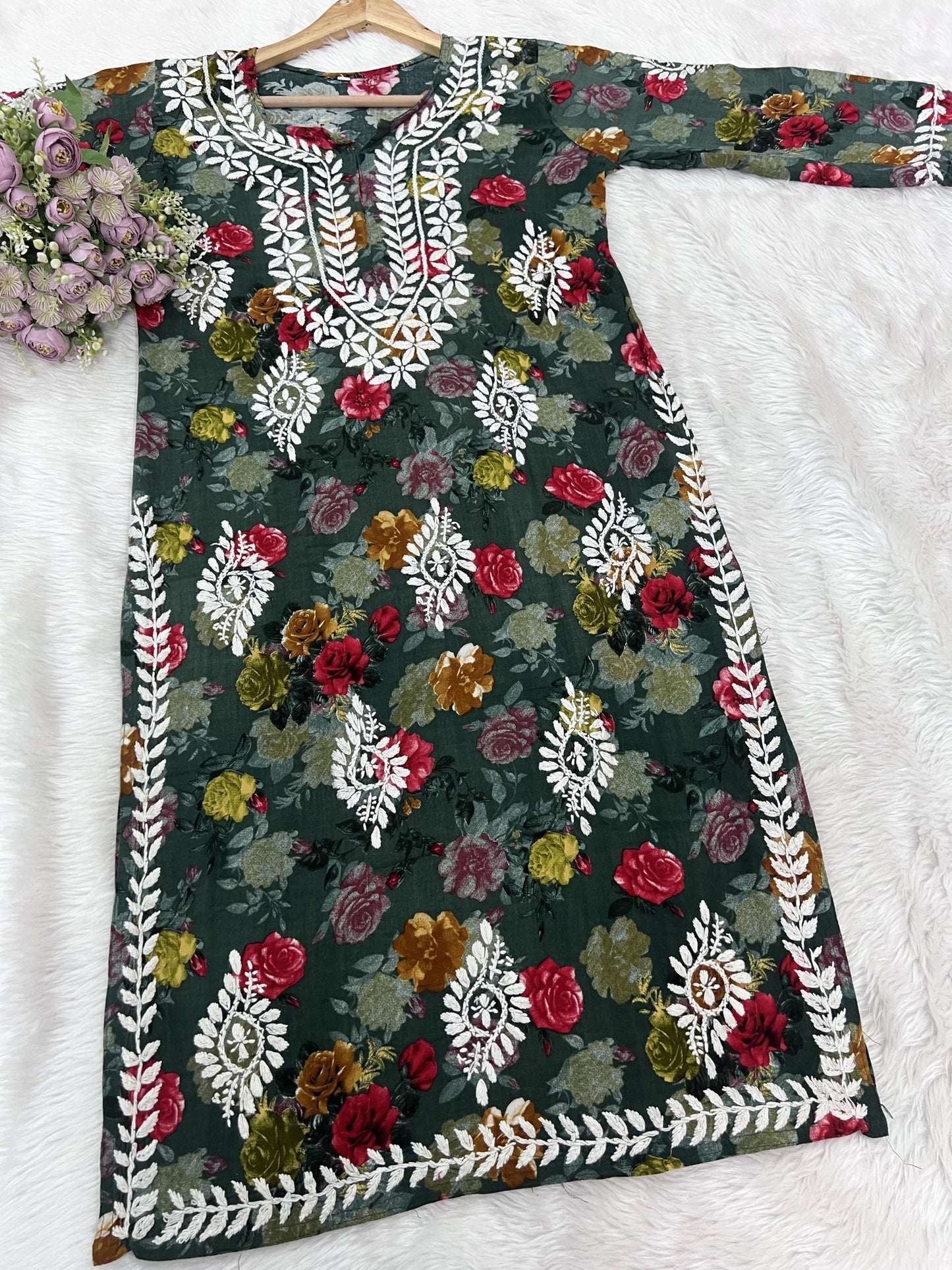 Hand Embroidered Lucknowi Chikankari Floral Kurti